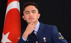 Gaziemir'de hava astsubay öğrencisi Emir Furkan Çayır, motosiklet kazasında hayatını kaybetti
