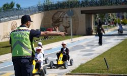 Aliağa'da Jandarma Trafik Timlerinden öğrencilere eğitim