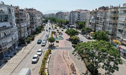 Karşıyaka’nın kalbine kesintisiz bisiklet yolu yapılıyor