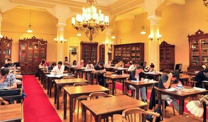 Türkiye'nin ilk 'Milli Kütüphanesi'si 112 yıldır İzmirlilere kaynak oluyor