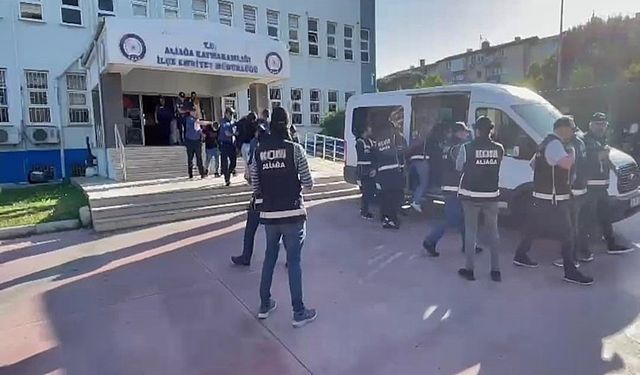 Kınık ve Bergama'da yasa dışı silah ticareti operasyonu: 7 tutuklu