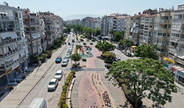 Karşıyaka’nın kalbine kesintisiz bisiklet yolu yapılıyor