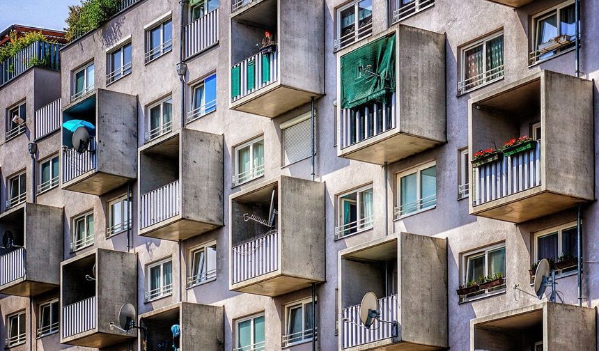 Çeşme’de Tartışmalı İmar Kararı: Rezidans Projesi Sosyal Alanları Tehdit Ediyor